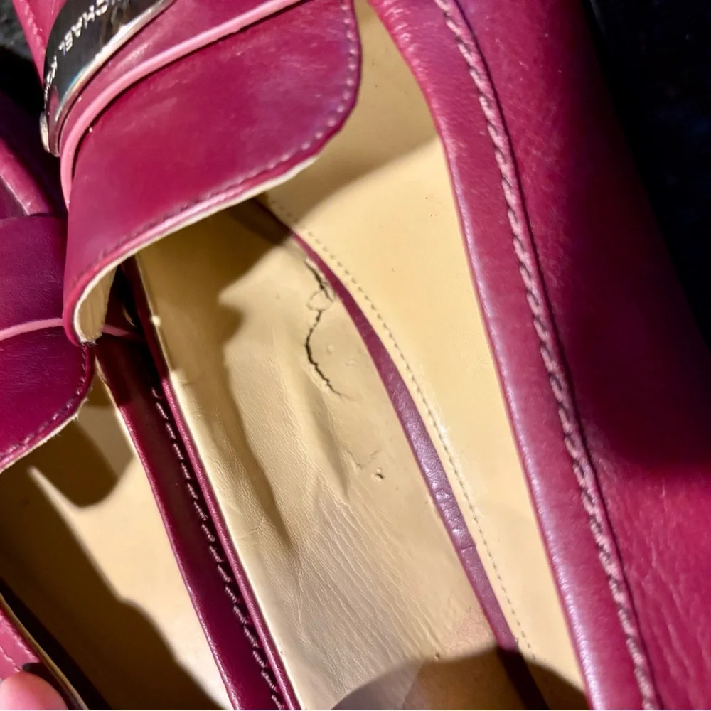 ⭐️Michael Kors Leather Loafers in Dark Berry w/Silver Metal Logo Size 7.5⭐️